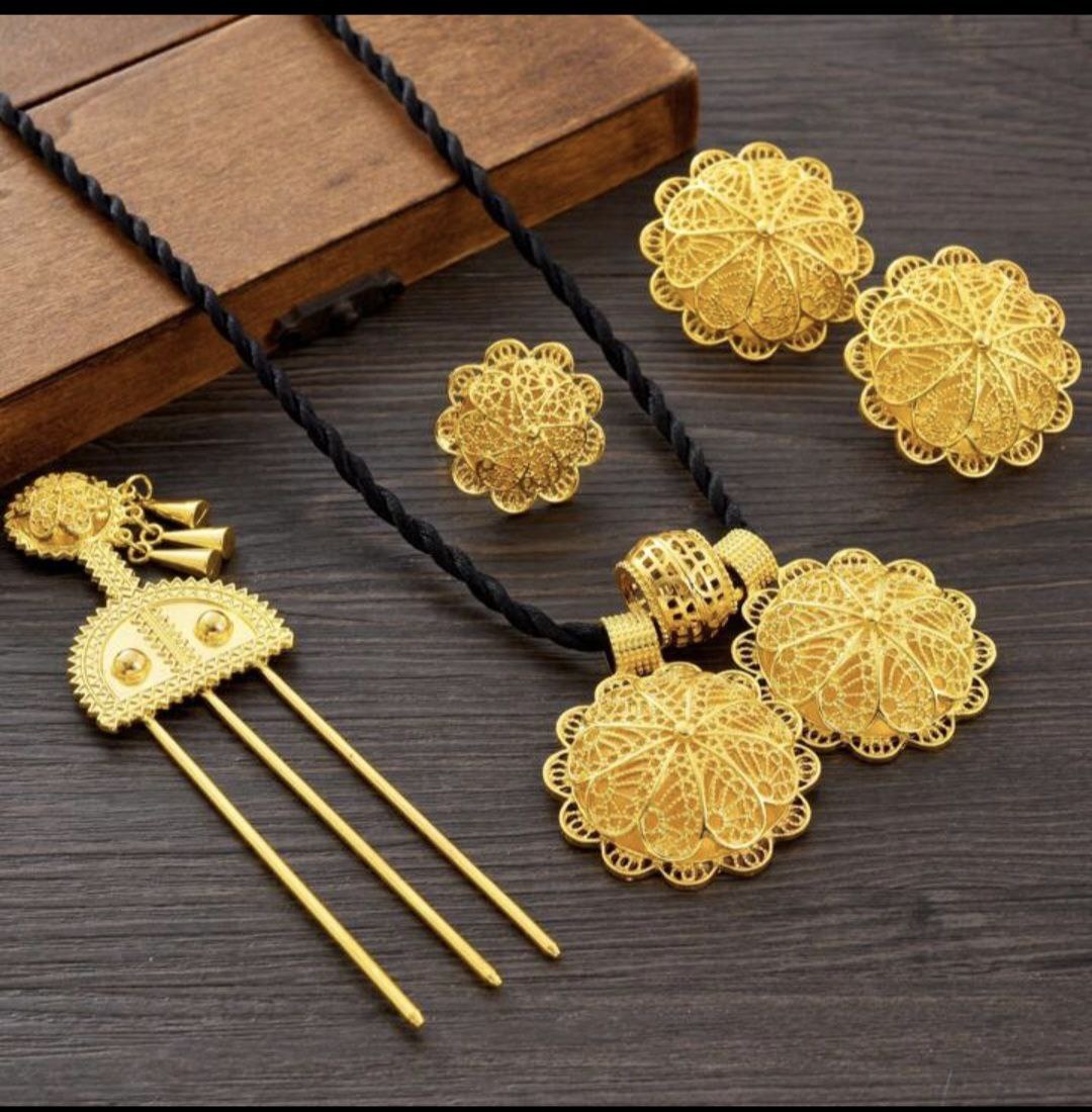 Exquisite Habeshan Gold Jewelry Set A Touch of Elegance and Tradition