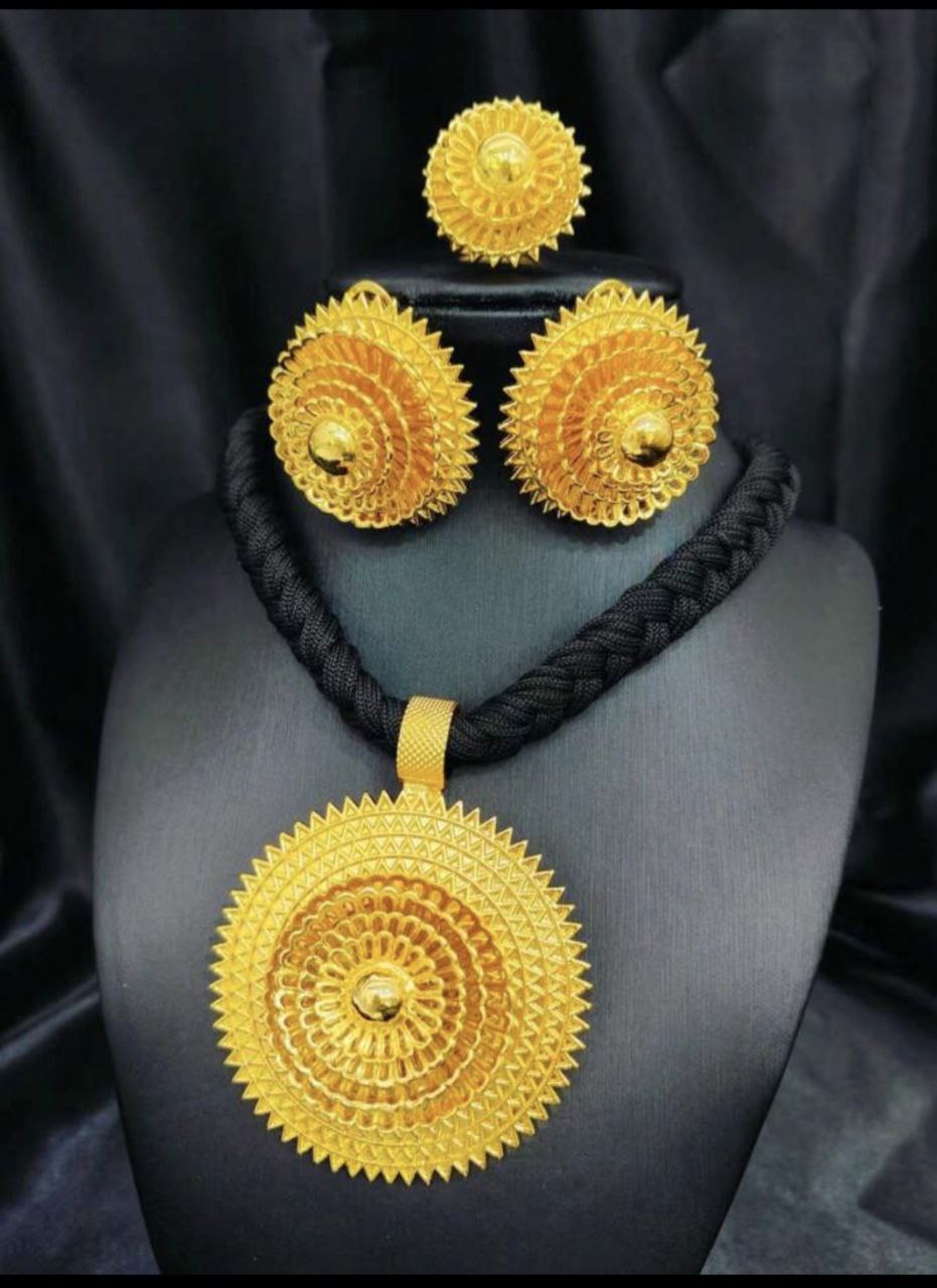 Radiant Habeshan Gold Jewelry Set Sunburst Elegance