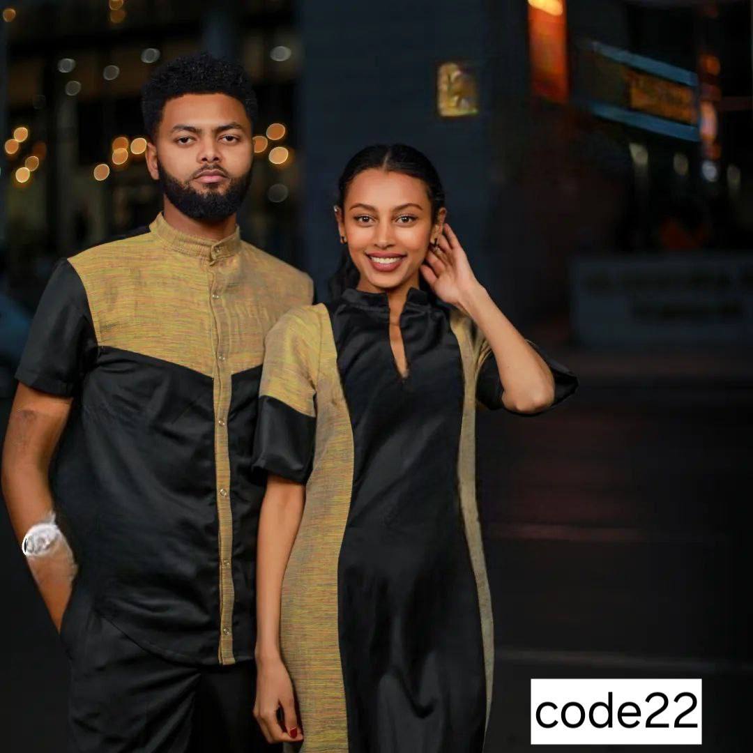 Contemporary Elegance in Black and Gold
