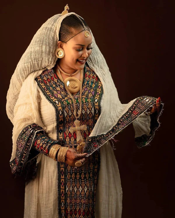 Beautiful Habesha Dress: Intricate Embroidery, Elegant for Cultural Events