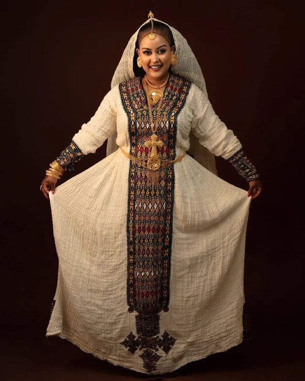 Beautiful Habesha Dress: Intricate Embroidery, Elegant for Cultural Events