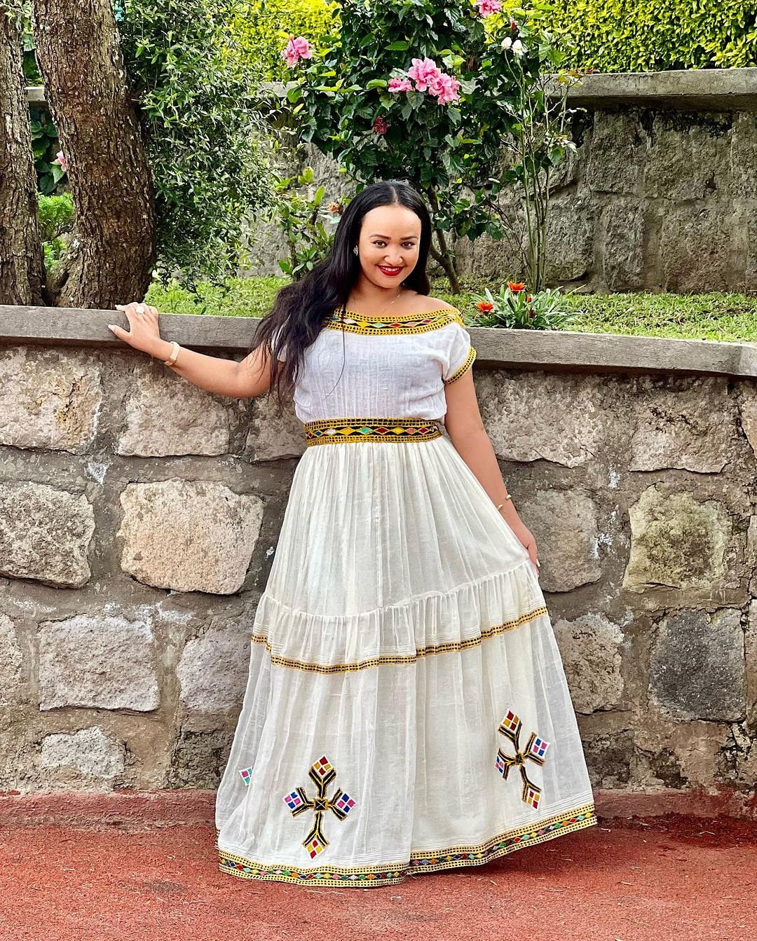 Chic Habesha Dress with a Hint of Sophistication: Habesha Kemis and Libs