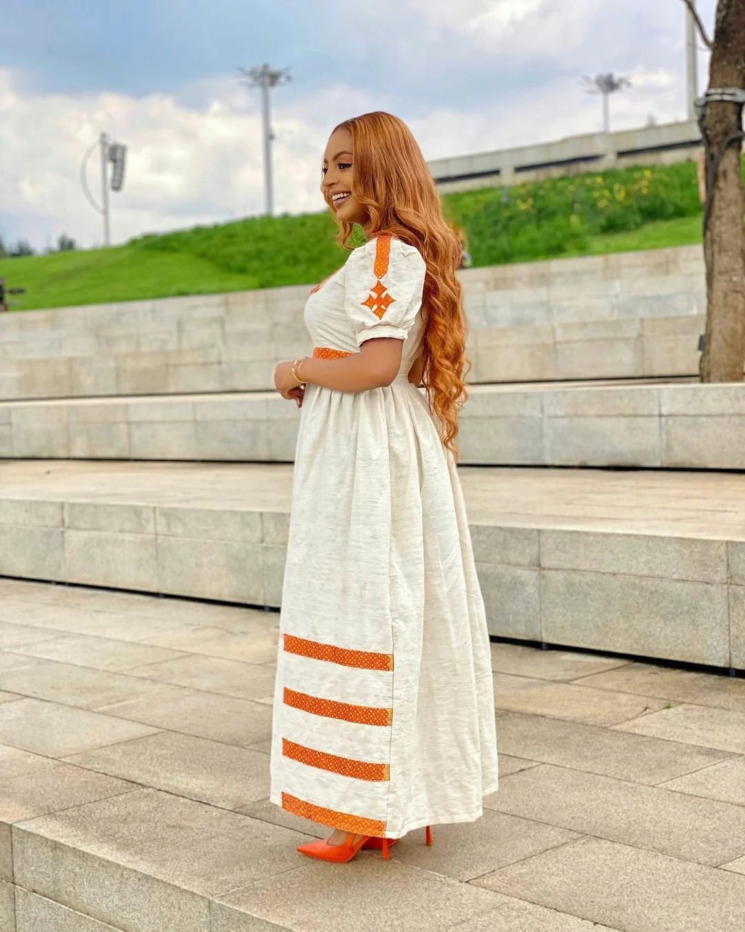 Lively Tilf Patterns and Opulent Fetil Fabric