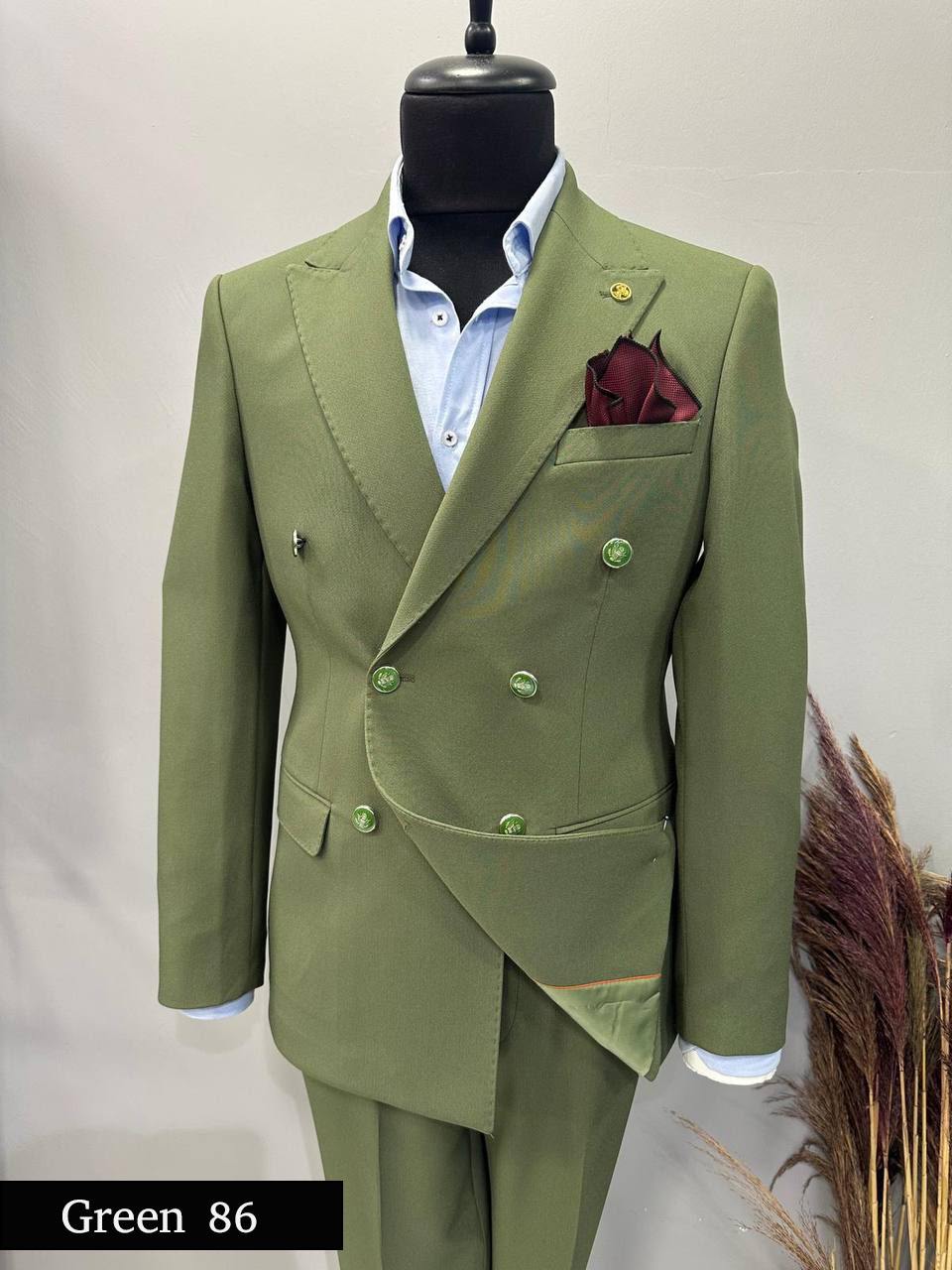 Bold Green Double-Breasted Turkey Suit A Fusion of Style and Elegance