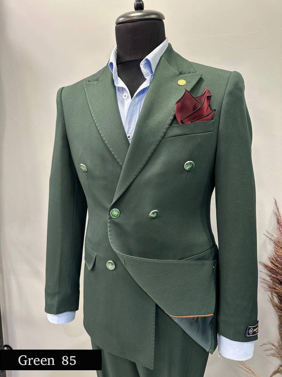 Bold Green Double-Breasted Turkey Suit A Fusion of Style and Elegance