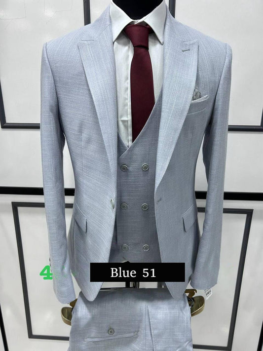 Elegant Light Blue Three-Piece Suit: Fresh and Stylish