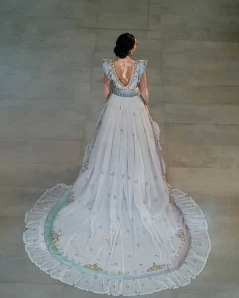Elegant Habesha Dress A Modern Twist on Tradition